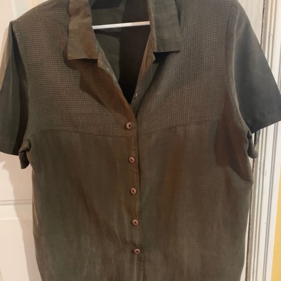 TWO tops options & skirt 3 pc set - Picture 2 of 7